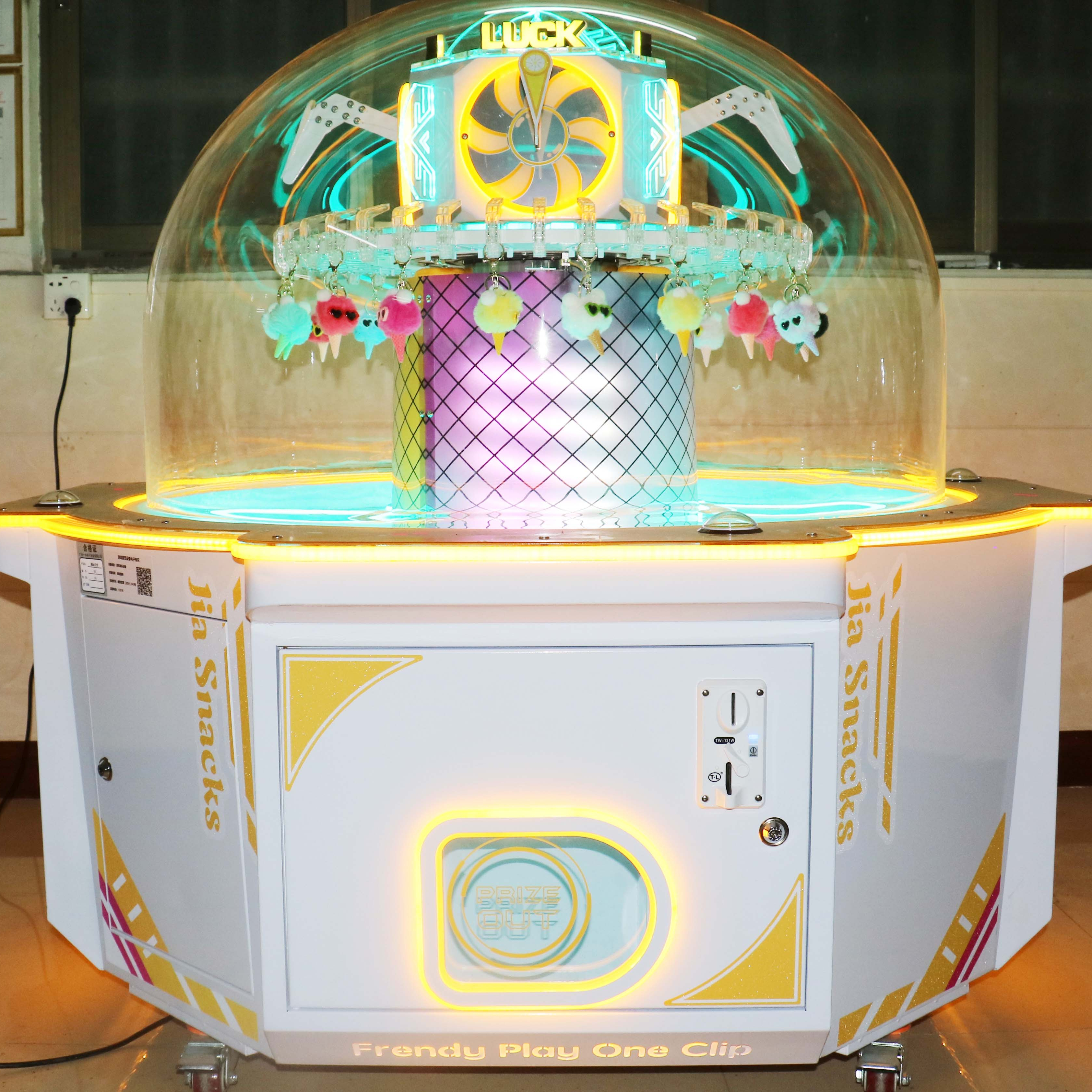 Kids Toys Manufacturers - 1pcs Lucky Game Keychain Claw Machine